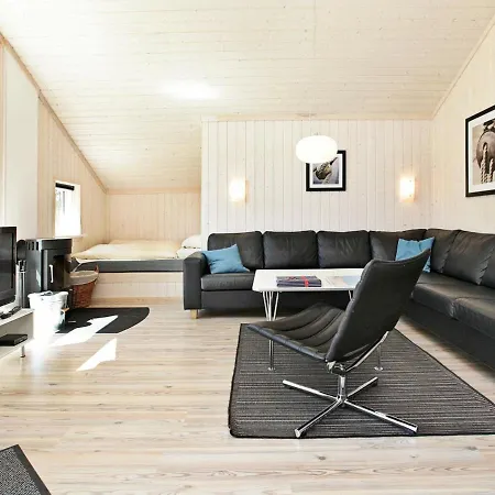 Three-bedroom Holiday In 9 펜션